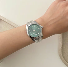 Load image into Gallery viewer, Silver Green Harmony Metal Watch